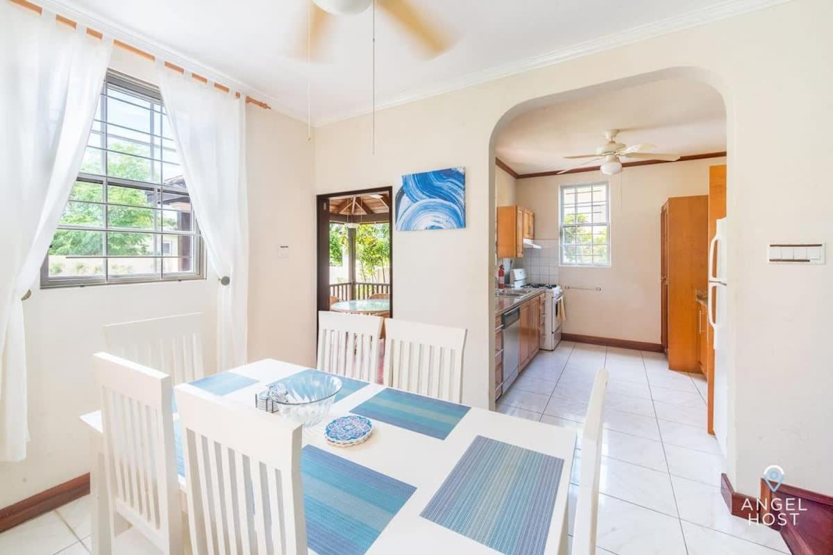 2-Story Townhome With Private Pool, Ideal For Group! Christchurch Exterior foto