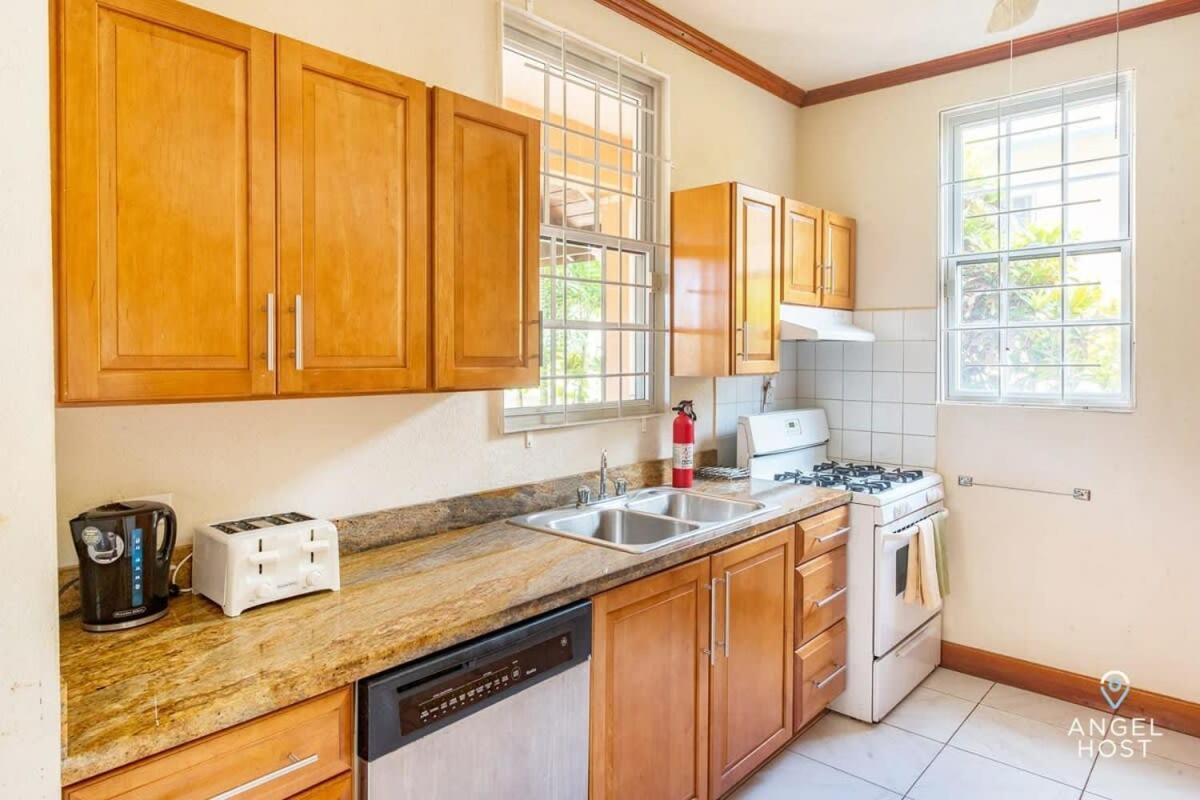 2-Story Townhome With Private Pool, Ideal For Group! Christchurch Exterior foto