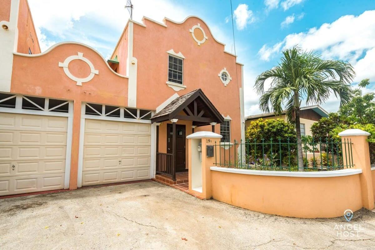 2-Story Townhome With Private Pool, Ideal For Group! Christchurch Exterior foto